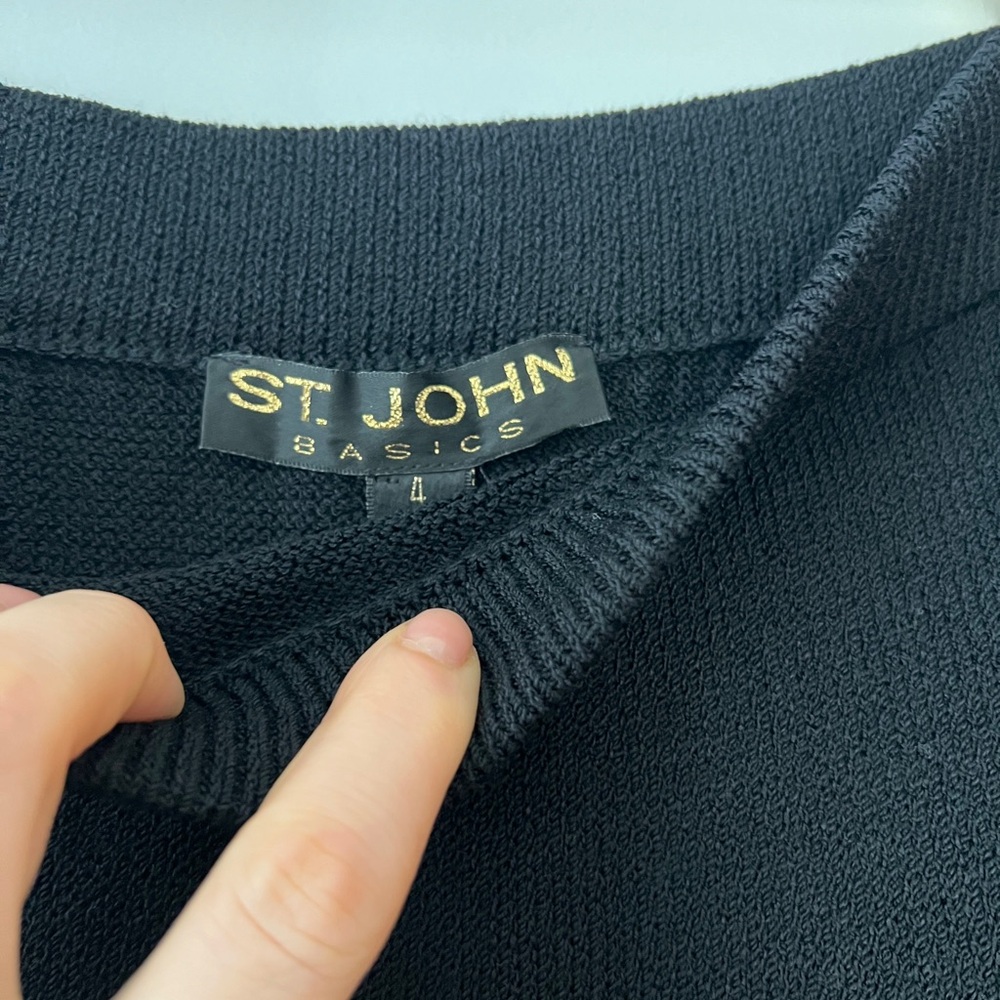 St. John Basic Classic Black Wool Skirt - Picture 3 of 10